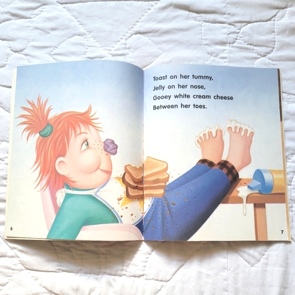 3/$15 ๐ธ Messy Meals - Picture 4 of 6